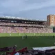 Aficionados del Rayo en el campo