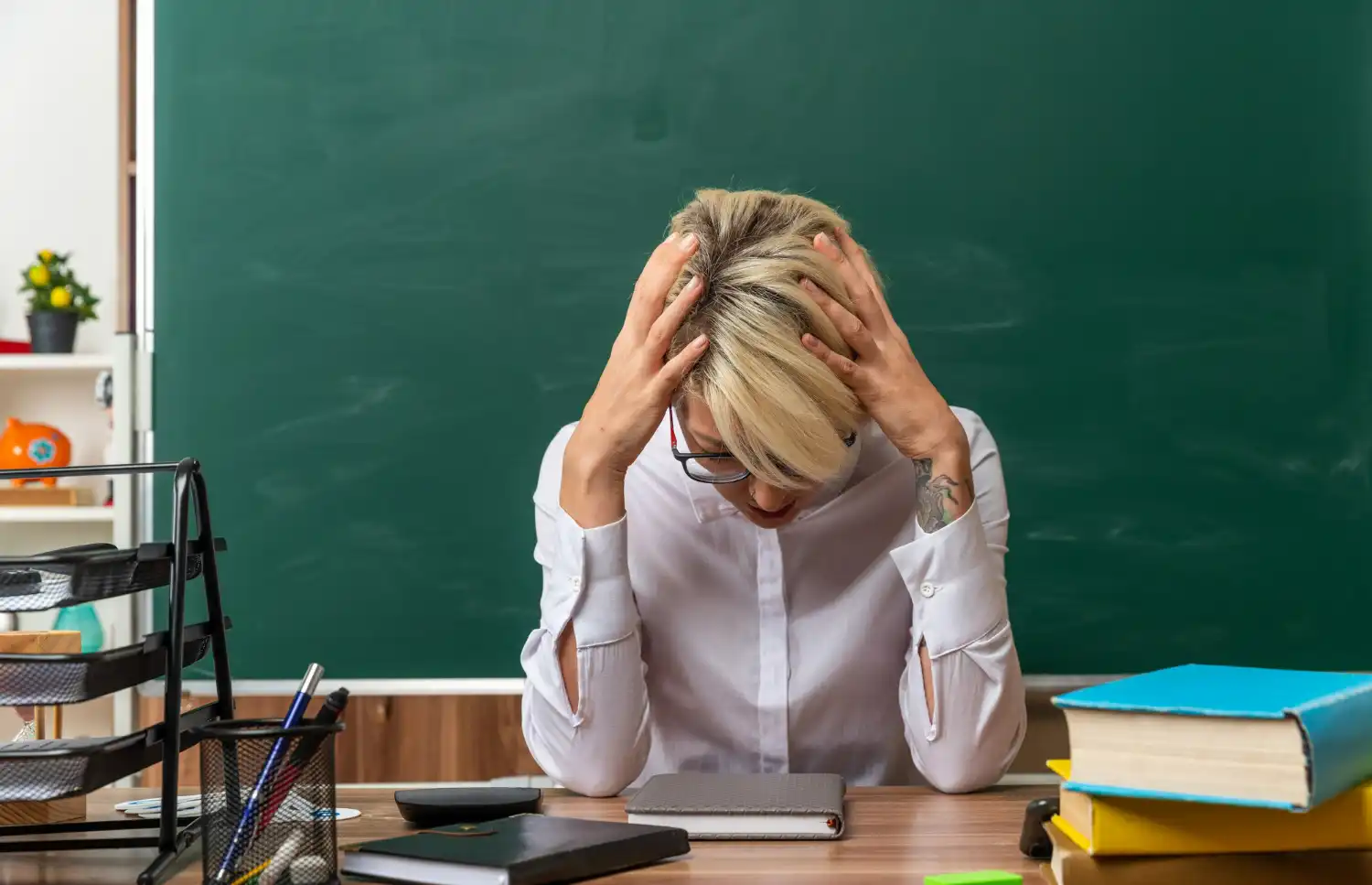 Agredir a un profesor