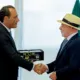 Antonio Filosa con Lula