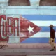 Cuba ciudadano con murales
