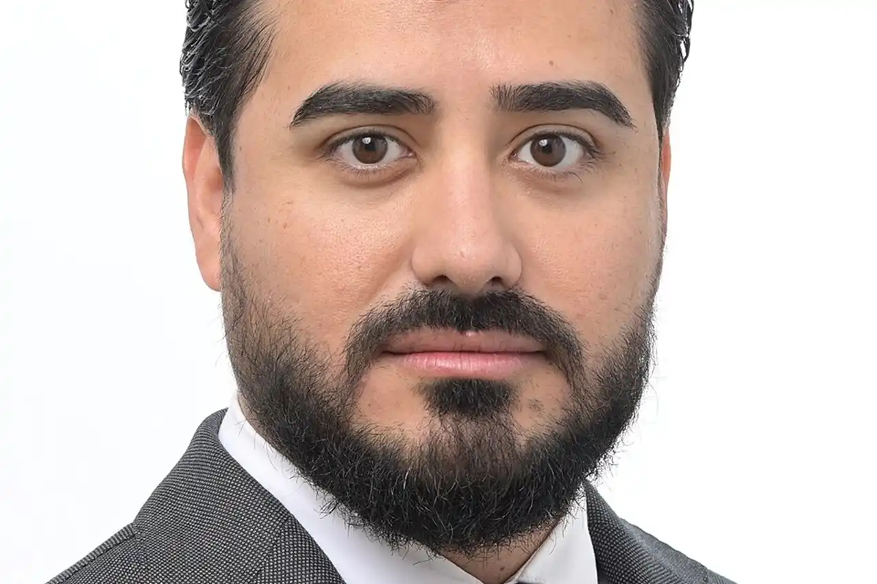 Foto oficial de Alvise en 2026