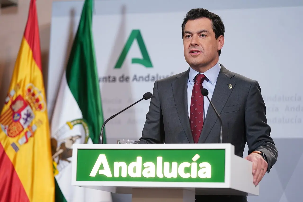 Moreno Bonilla hablando en un comicio