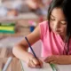 Niña en una escuela de China