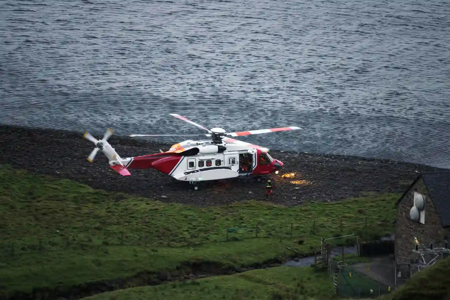 Un helicóptero salvamiento en Vigo