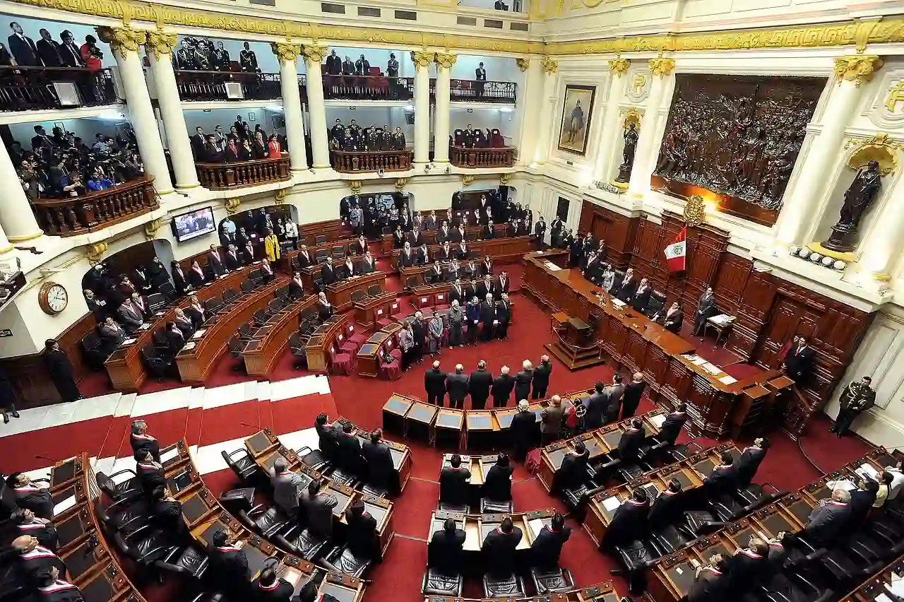 Vista alta del congreso peruano