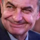 Zapatero sonrie optimista