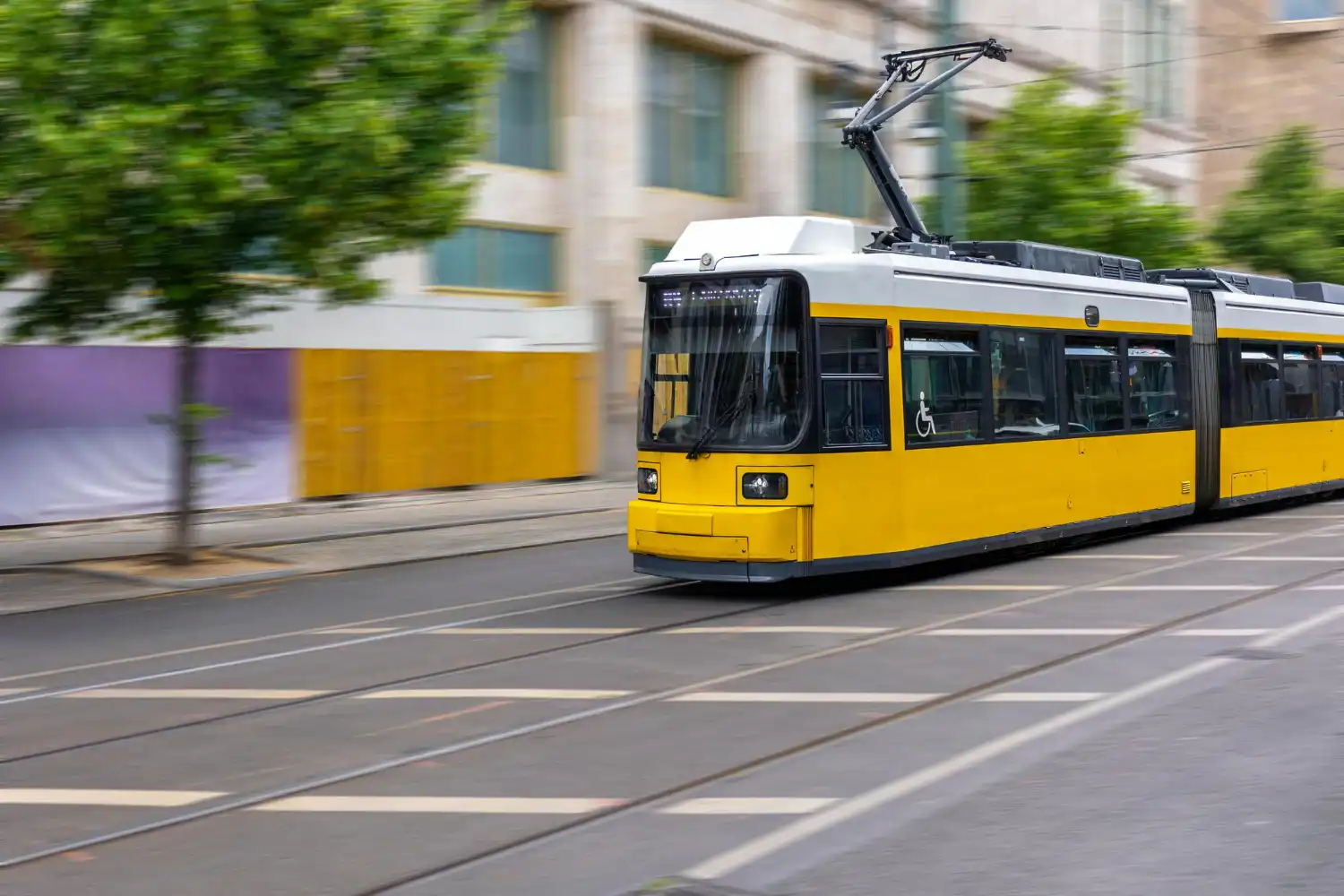 conductor de tranvía en Zaragoza