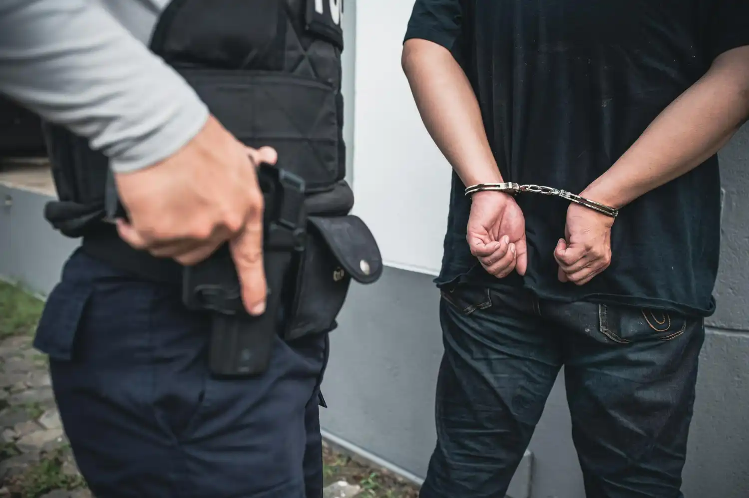 expulsa al séptimo implicado en la paliza de Oviedo