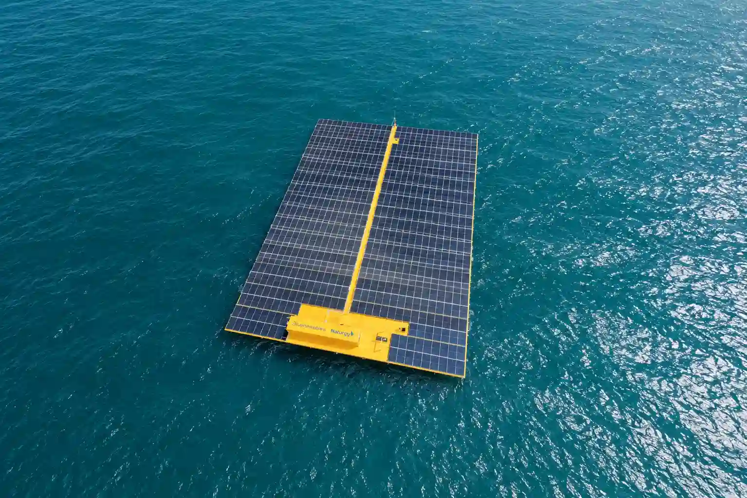 solar marina flotante
