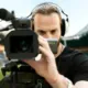 un camara deportivo en accion